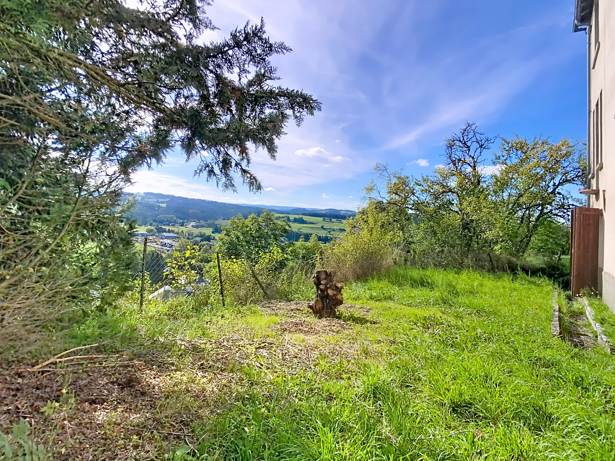 House 5 Rooms Saint-Alban-sur-Limagnole