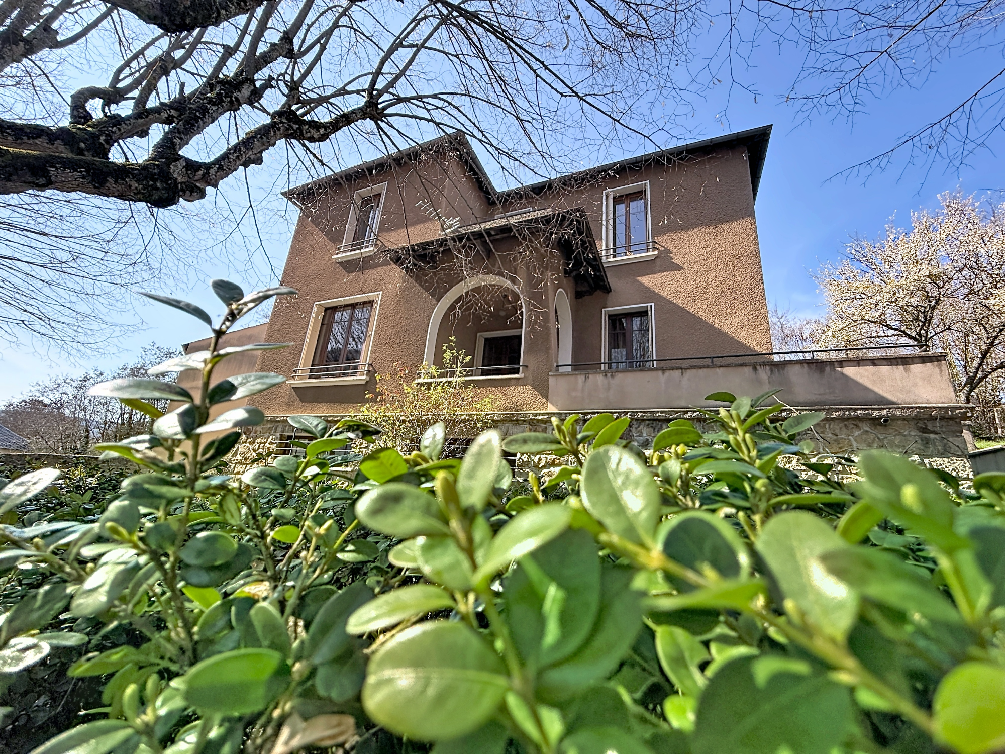 Mansion 7 Rooms Mende